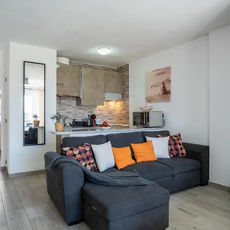 Modern With Ocean Views And Heated Pool In Malibu Park أذيخي