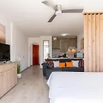 Apartament Modern With Ocean Views And Heated Pool In Malibu Park