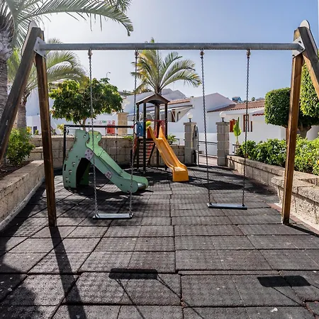 Modern With Ocean Views And Heated Pool In Malibu Park Costa Adeje (Tenerife)