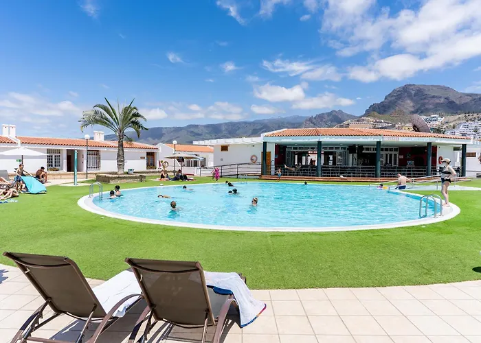 Apartment Modern With Ocean Views And Heated Pool In Malibu Park *