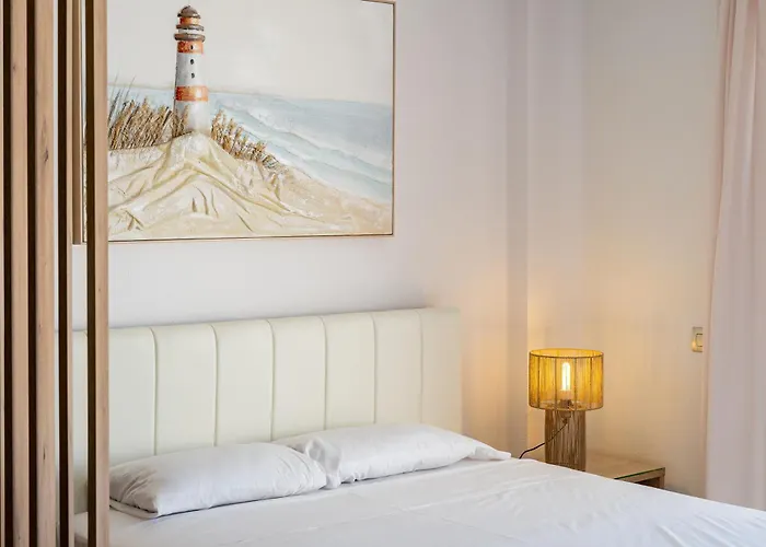 Modern With Ocean Views And Heated Pool In Malibu Park *