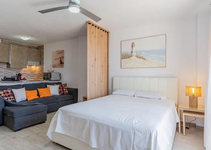 Apartment Modern With Ocean Views And Heated Pool In Malibu Park Costa Adeje (Tenerife)