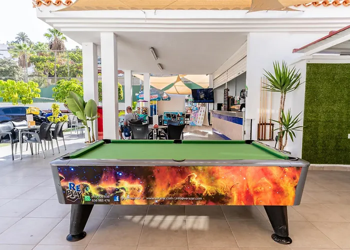 Apartment Modern With Ocean Views And Heated Pool In Malibu Park